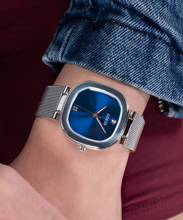 GUESS Ladies Silver Tone GW0687L1